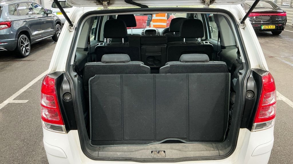 Used Vauxhall Zafira 2014 for sale - 77048644: Photo 11