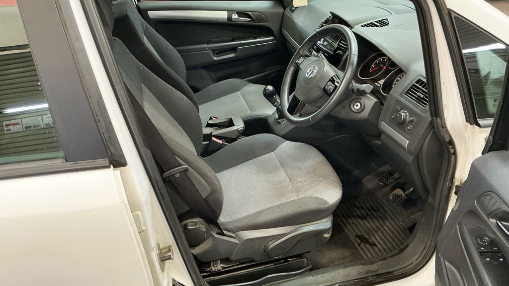 Used Vauxhall Zafira 2014 for sale - 77048644: Photo 9