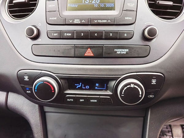 Used Hyundai i10 2017 for sale - 75735524: Photo 19