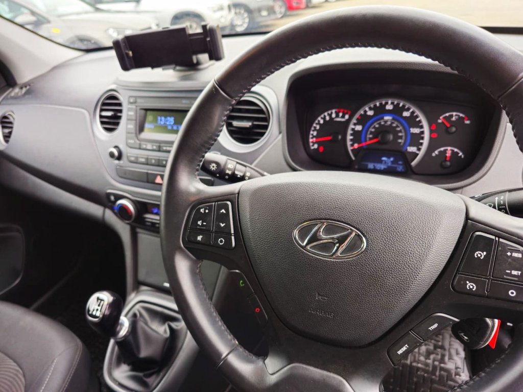 Used Hyundai i10 2017 for sale - 75735524: Photo 25