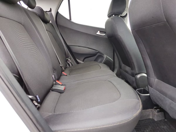 Used Hyundai i10 2017 for sale - 75735524: Photo 28