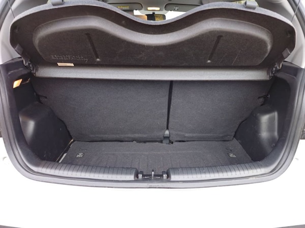 Used Hyundai i10 2017 for sale - 75735524: Photo 9