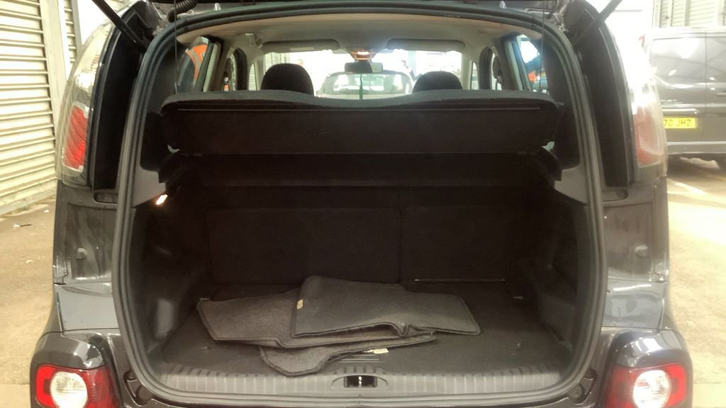 Used Citroen C3 Picasso 2010 for sale - 77734647: Photo 13