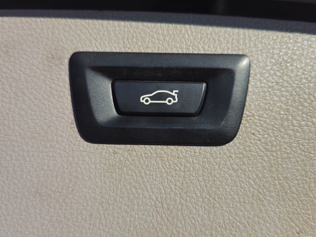 Used BMW 3 Series 2014 for sale - 76056854: Photo 11