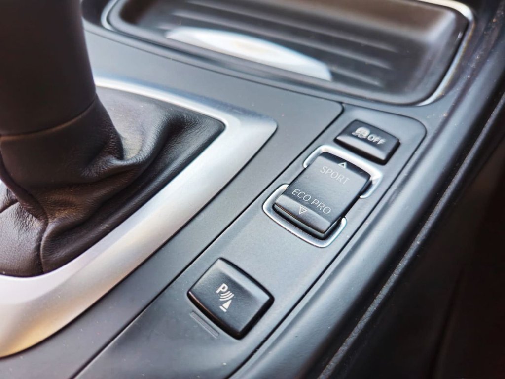 Used BMW 3 Series 2014 for sale - 76056854: Photo 27