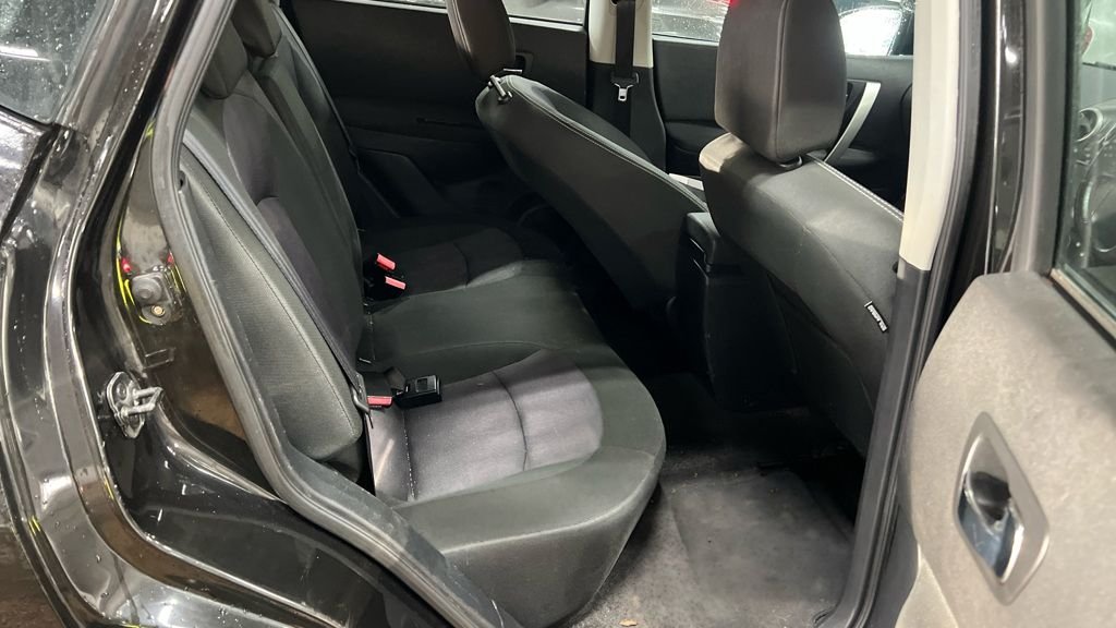 Used Nissan Qashqai 2012 for sale - 77048655: Photo 23