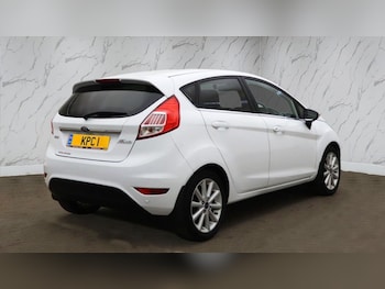 Used Ford Fiesta 2017 for sale - 75752878: Photo