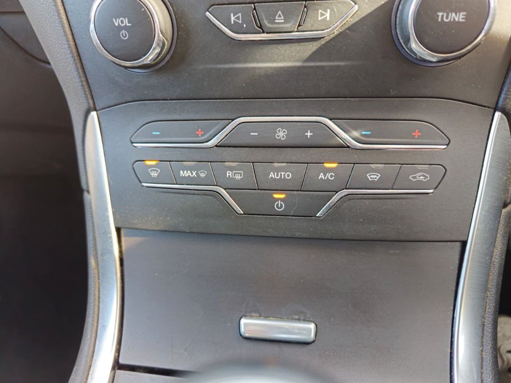 Used Ford S-Max 2015 for sale - 77250020: Photo 26