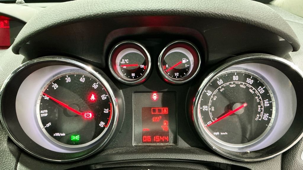 Used Vauxhall Mokka 2015 for sale - 77483508: Photo 8