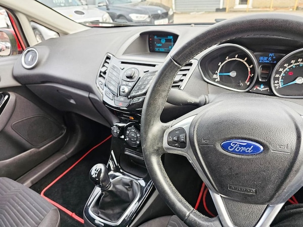Used Ford Fiesta 2013 for sale - 76092787: Photo 22