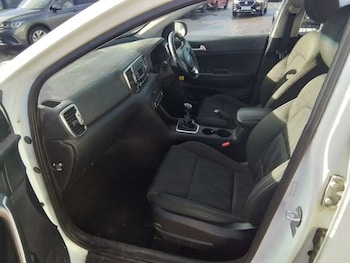 Used Kia Sportage 2016 for sale - 77200299: Photo