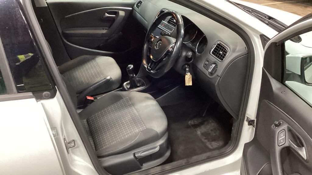 Used Volkswagen Polo 2017 for sale - 77165937: Photo 9