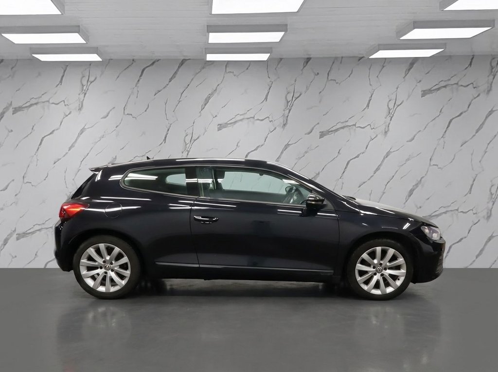 Used Volkswagen Scirocco 2016 for sale - 77563868: Photo 6