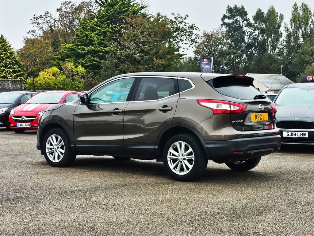 Used Nissan Qashqai 2014 for sale - 76395932: Photo 6