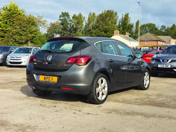 Used Vauxhall Astra 2012 for sale - 76210758: Photo 11