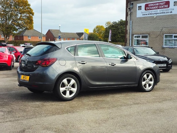 Used Vauxhall Astra 2012 for sale - 76210758: Photo 12