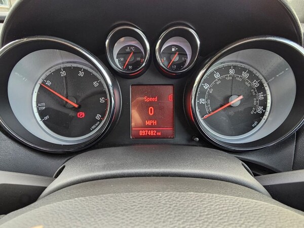 Used Vauxhall Astra 2012 for sale - 76210758: Photo 28