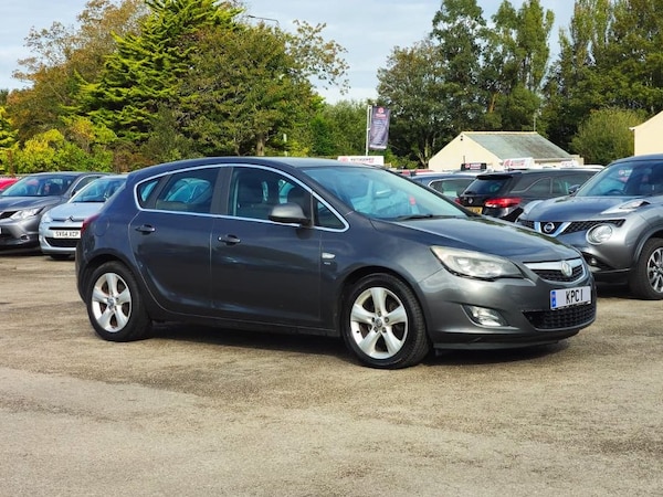 Used Vauxhall Astra 2012 for sale - 76210758: Photo 2