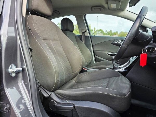 Used Vauxhall Astra 2012 for sale - 76210758: Photo 30