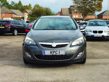 Used Vauxhall Astra 2012 for sale - 76210758: Photo 3