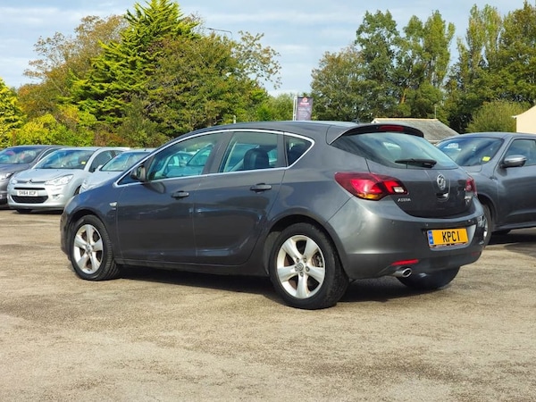 Used Vauxhall Astra 2012 for sale - 76210758: Photo 6