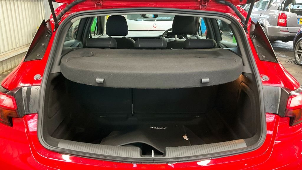 Used Vauxhall Astra 2018 for sale - 78061867: Photo 11