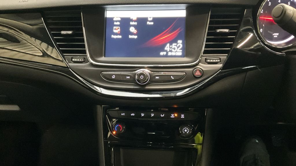 Used Vauxhall Astra 2018 for sale - 78061867: Photo 7