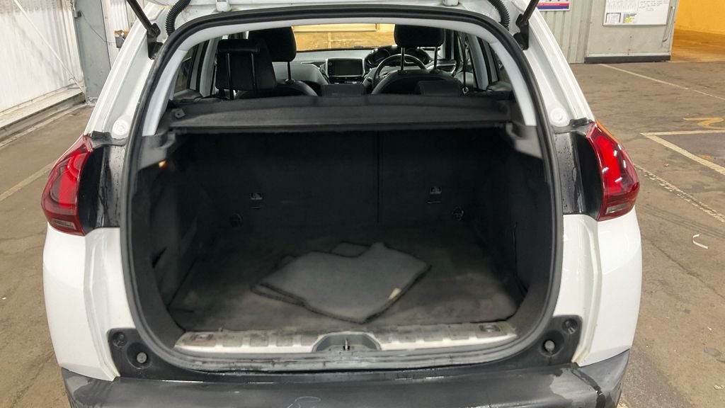 Used Peugeot 2008 2018 for sale - 77525903: Photo 12