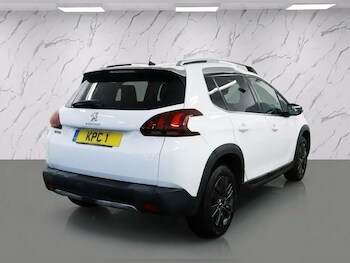 Used Peugeot 2008 2018 for sale - 77525903: Photo