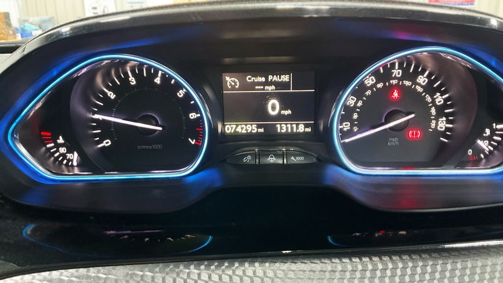 Used Peugeot 2008 2018 for sale - 77525903: Photo 9