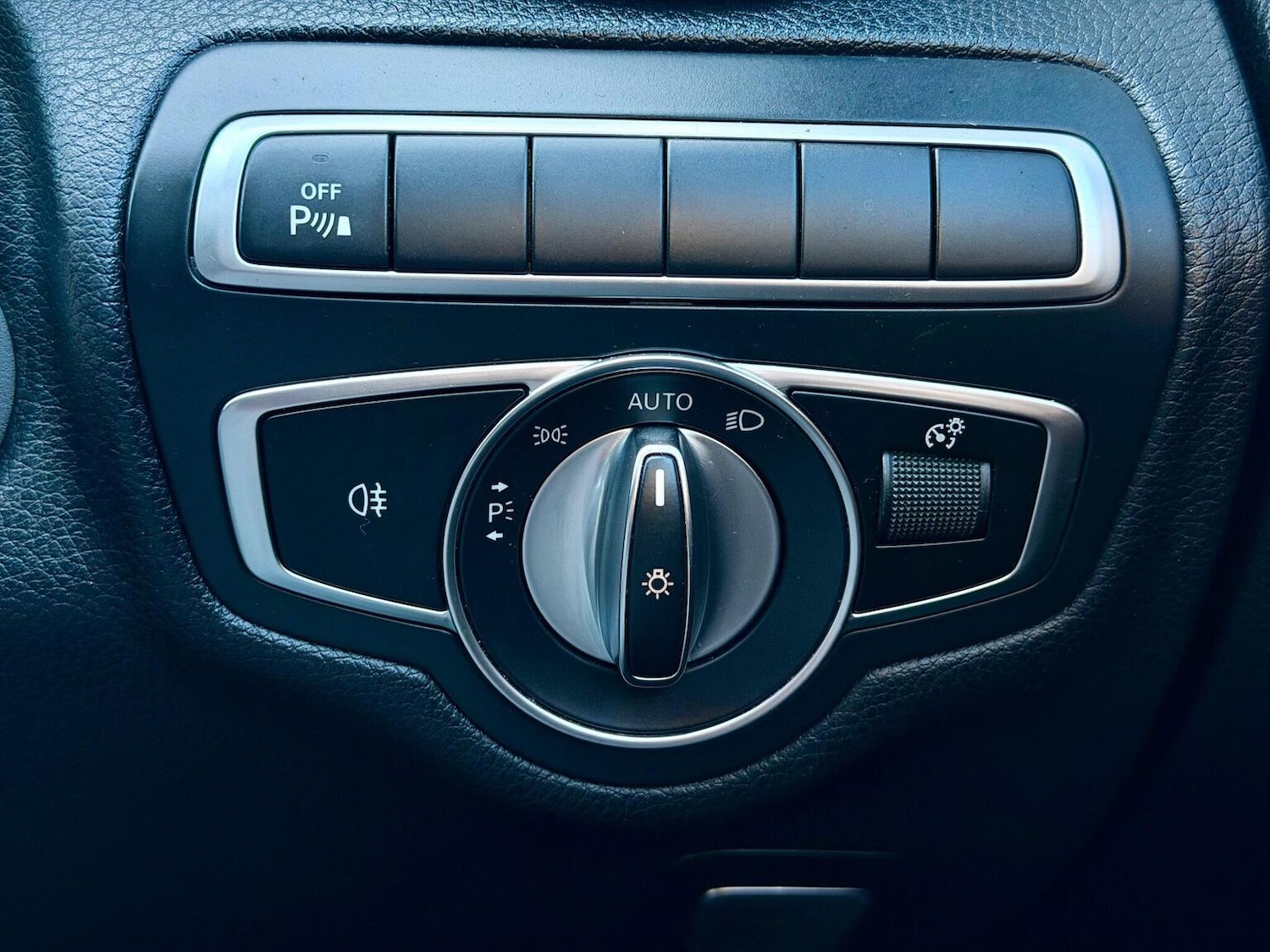 Used Mercedes-Benz C Class 2019 for sale - 77884414: Photo 33