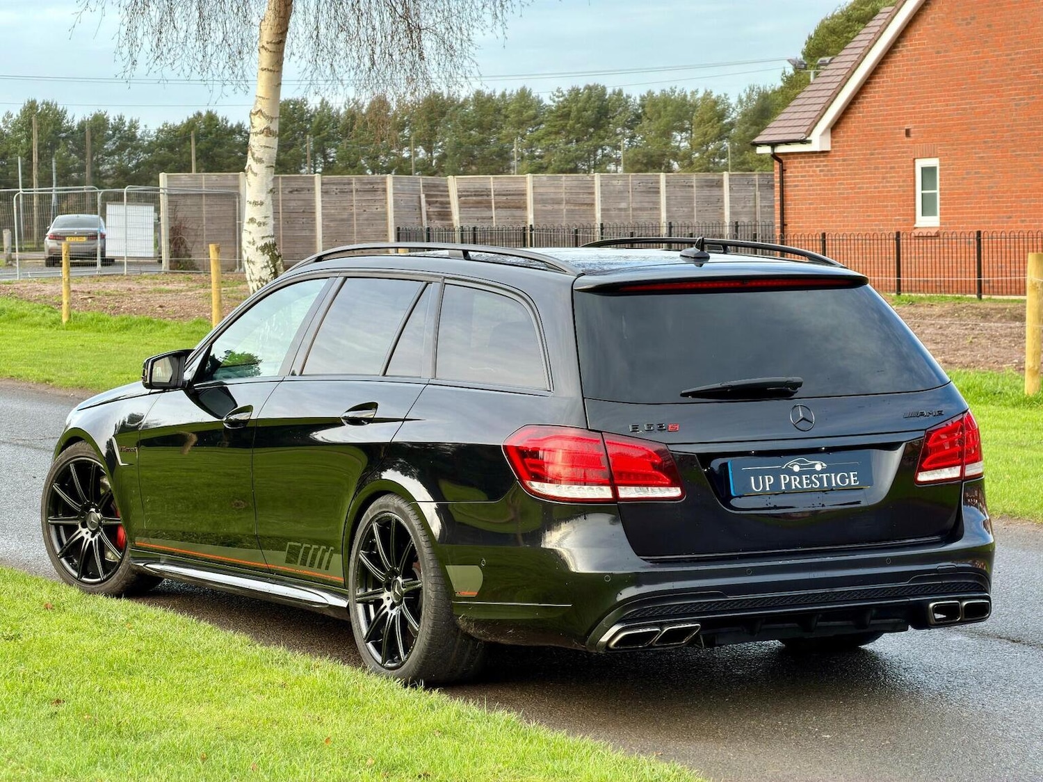 Used Mercedes-Benz E Class 2016 for sale - 77884419: Photo 3