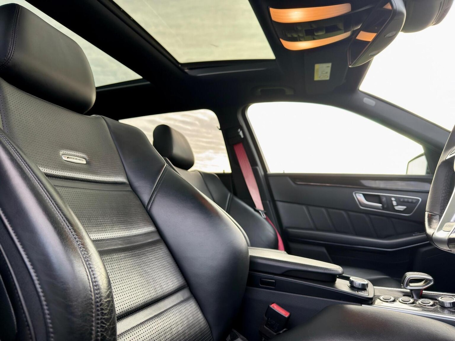 Used Mercedes-Benz E Class 2016 for sale - 77884419: Photo 5