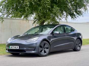 Used Tesla Model 3 2021 for sale - 74676887: Photo