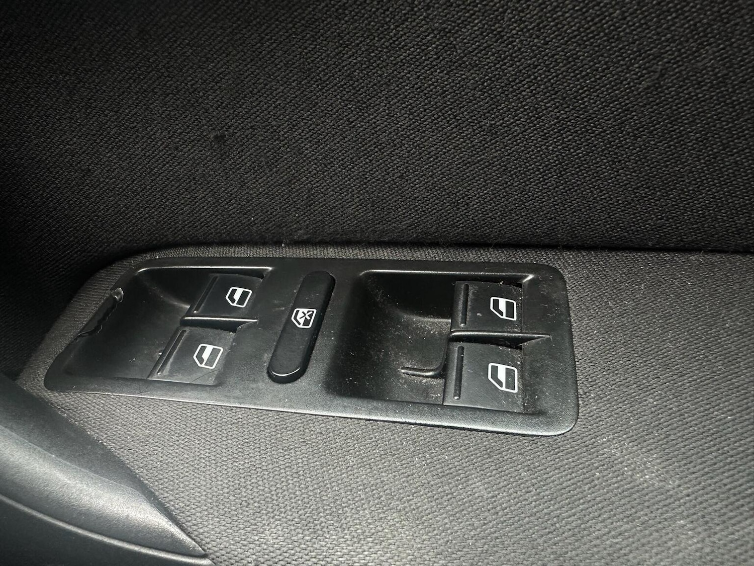 Used Volkswagen Polo 2011 for sale - 77896116: Photo 12