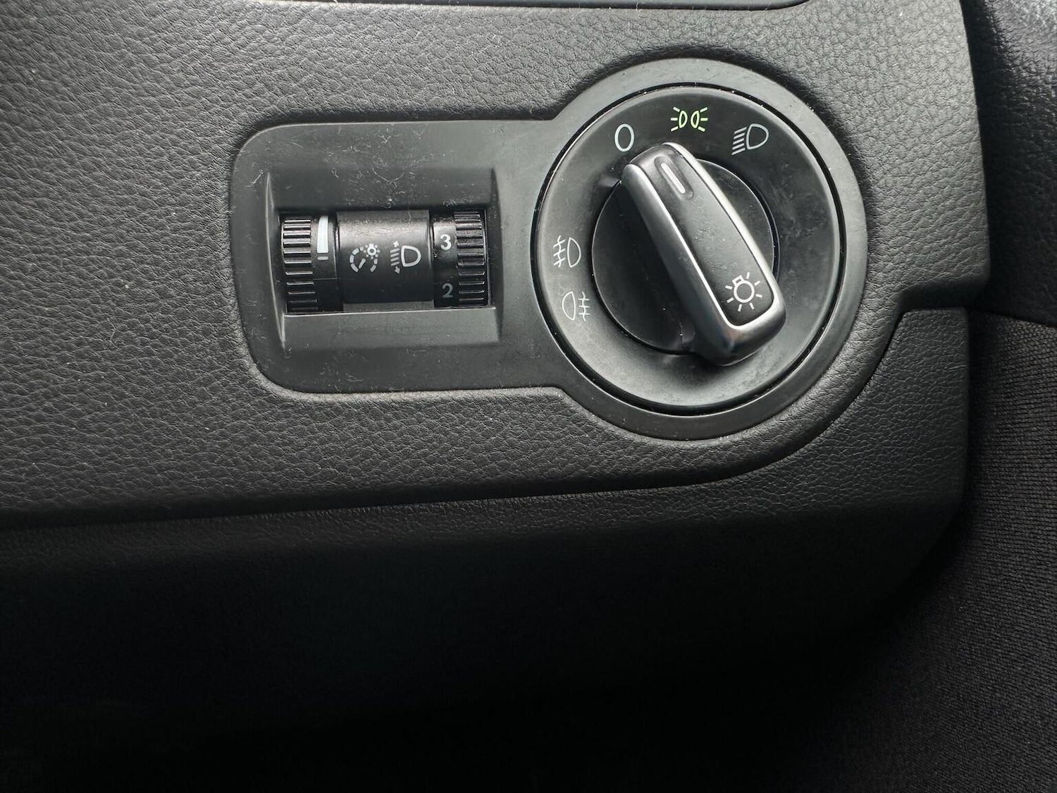 Used Volkswagen Polo 2011 for sale - 77896116: Photo 13