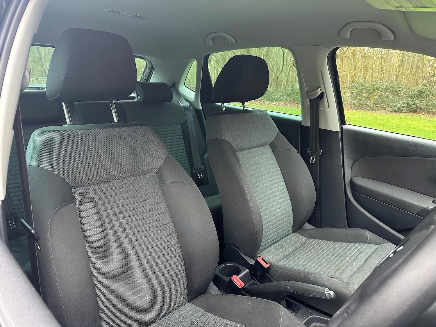 Used Volkswagen Polo 2011 for sale - 77896116: Photo 8