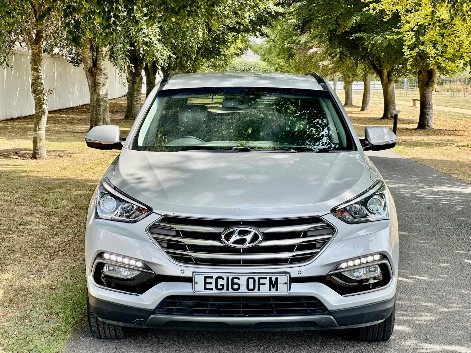 Used Hyundai Santa Fe 2016 for sale - 77884420: Photo 2