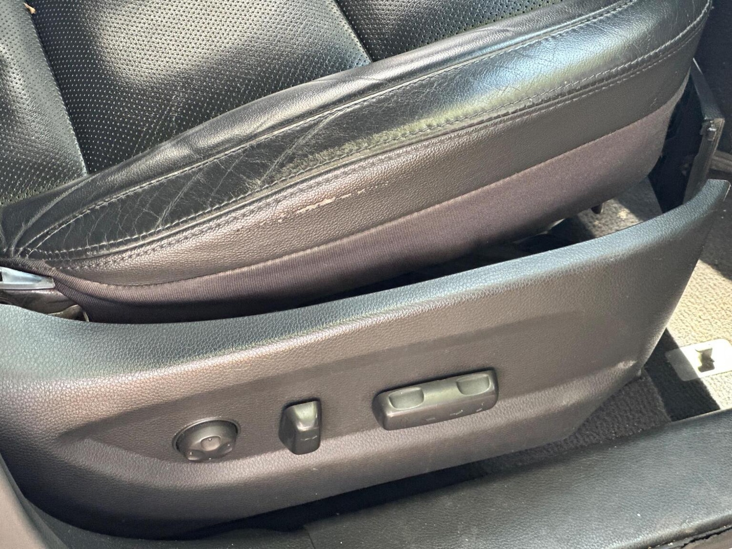 Used Hyundai Santa Fe 2016 for sale - 77884420: Photo 25