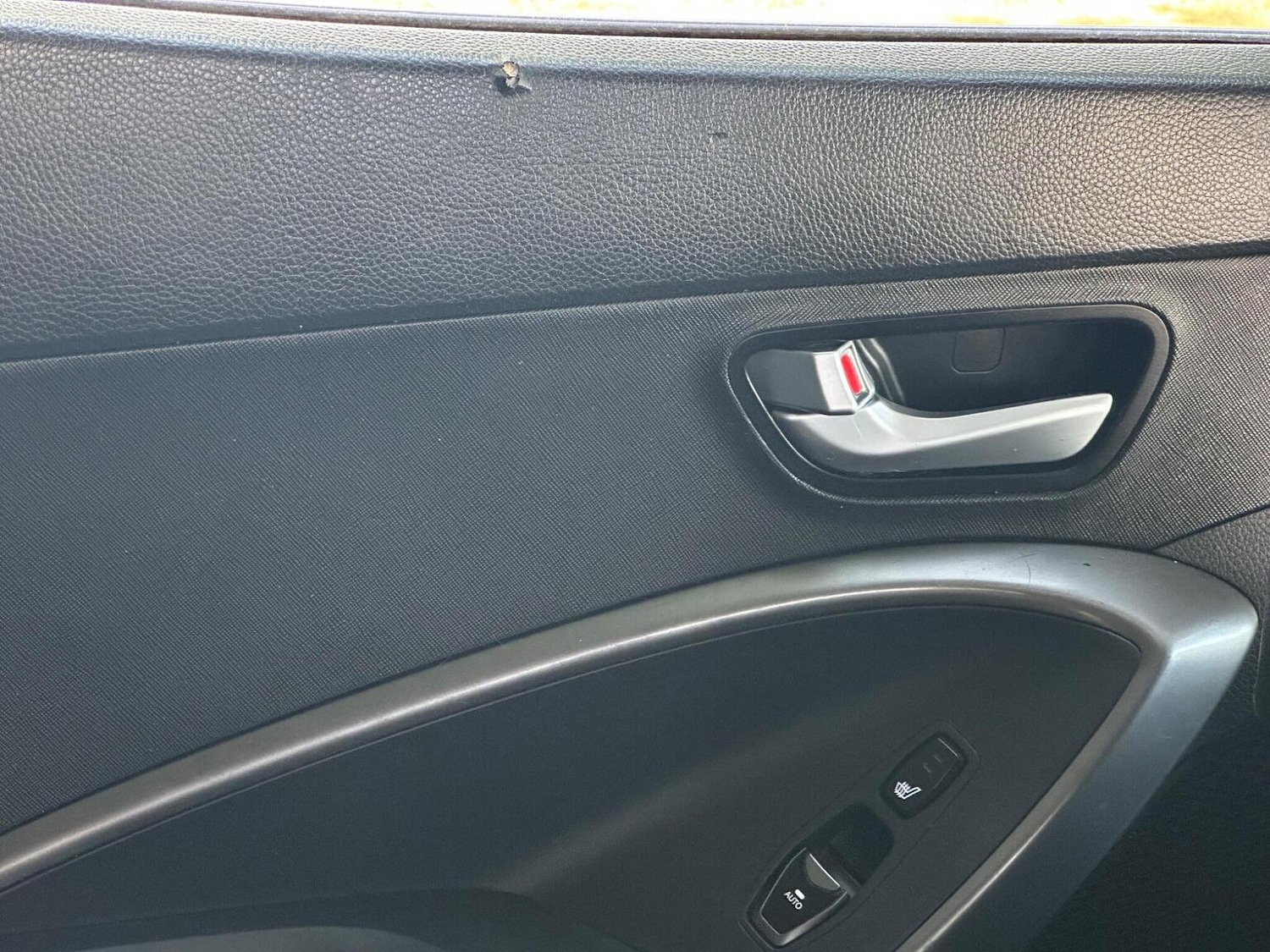 Used Hyundai Santa Fe 2016 for sale - 77884420: Photo 45