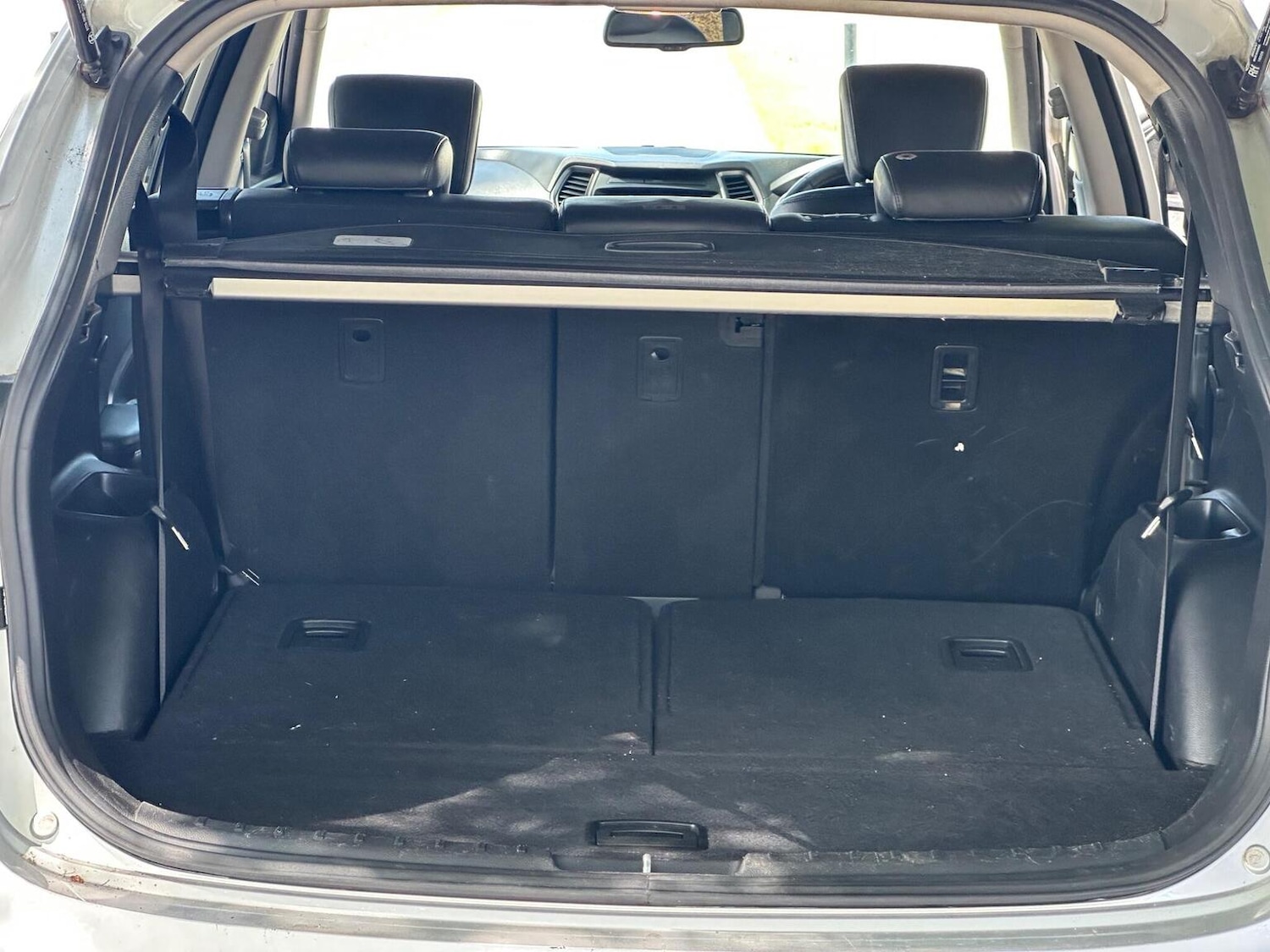 Used Hyundai Santa Fe 2016 for sale - 77884420: Photo 46