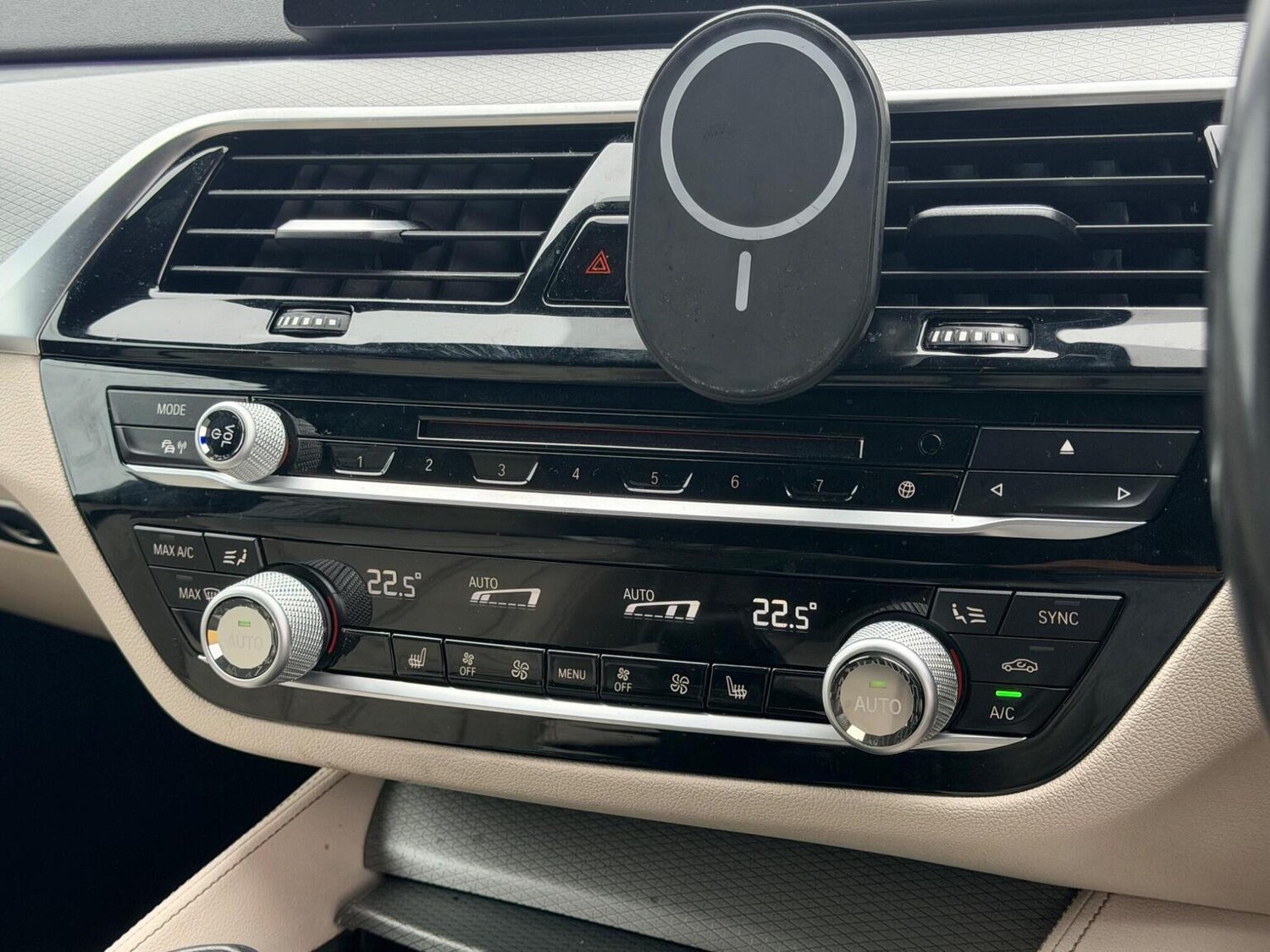 Used BMW 5 Series 2018 for sale - 77884378: Photo 15