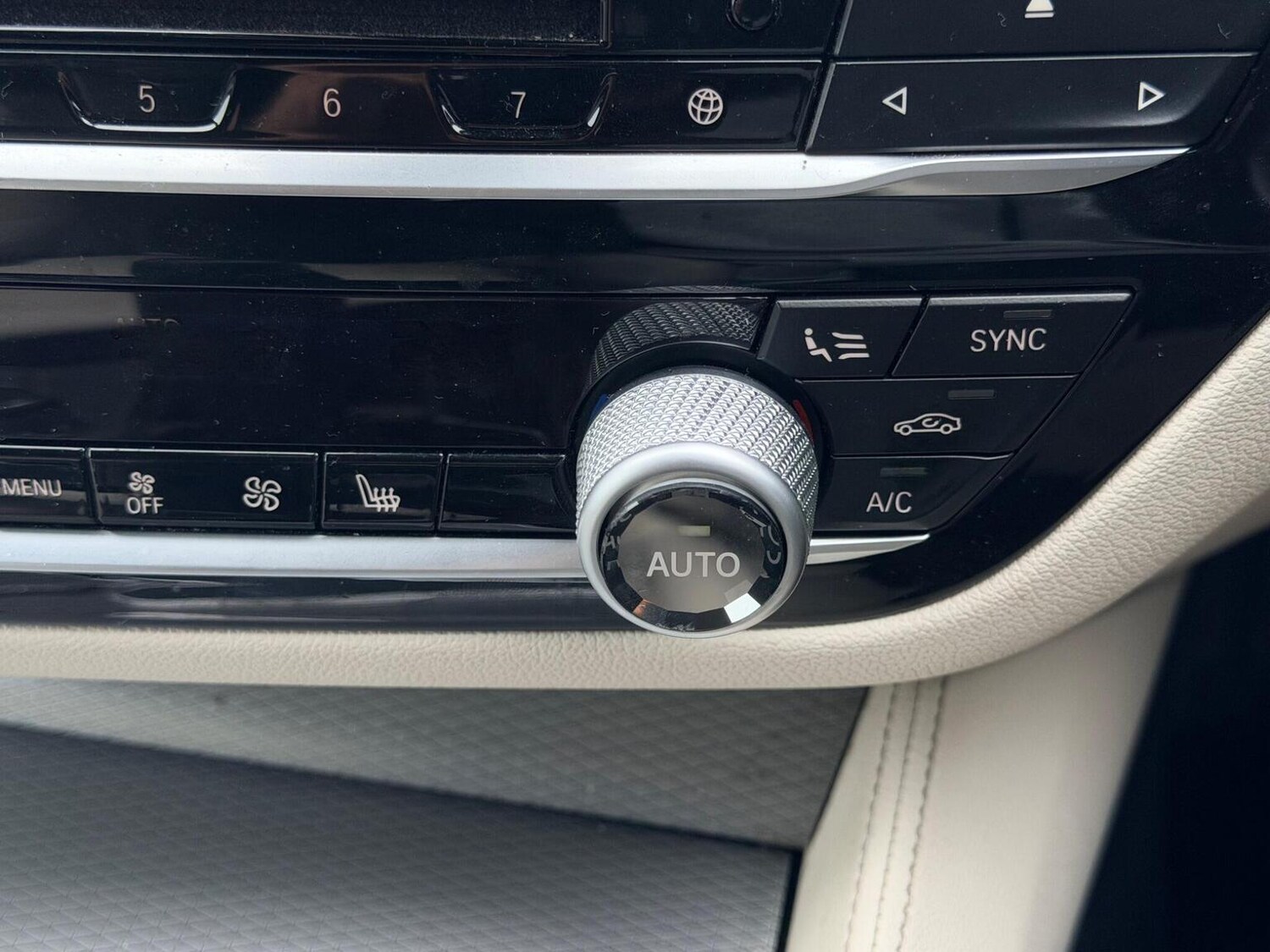 Used BMW 5 Series 2018 for sale - 77884378: Photo 19