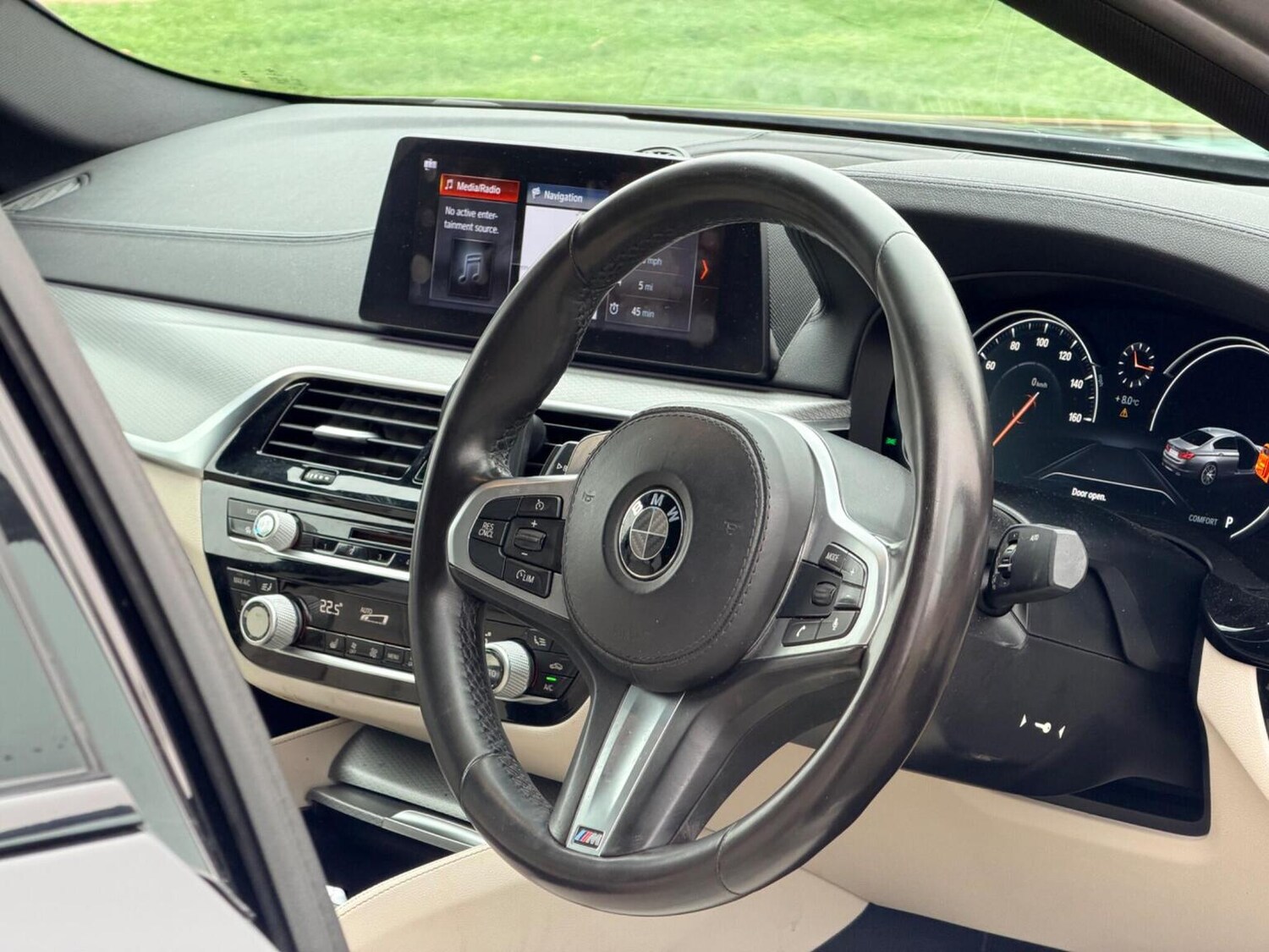 Used BMW 5 Series 2018 for sale - 77884378: Photo 9