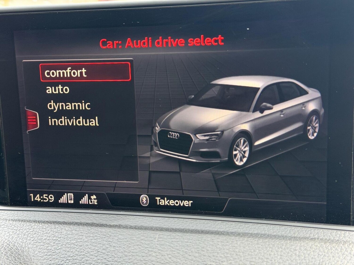 Used Audi RS3 2018 for sale - 77884403: Photo 15