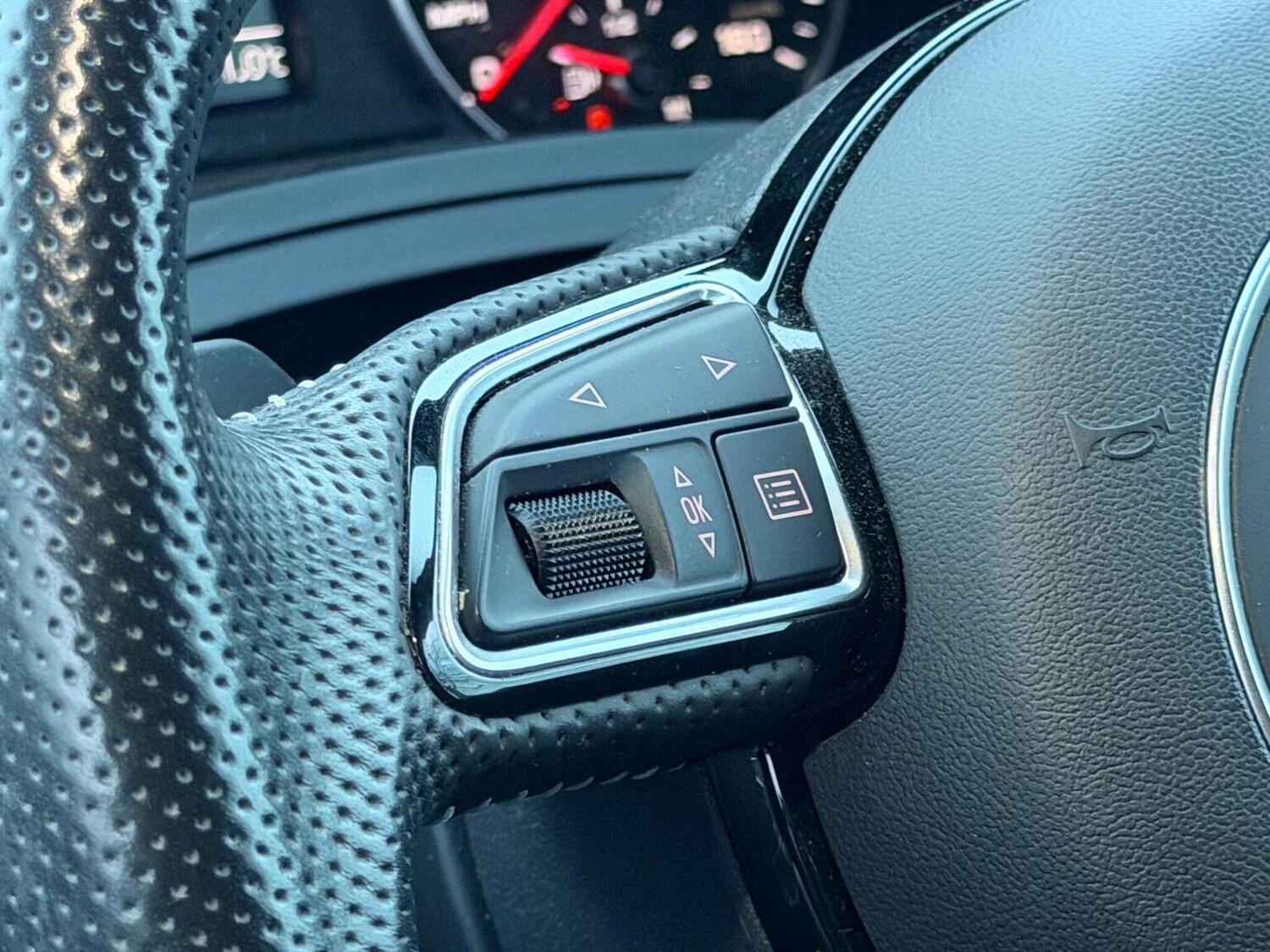 Used Audi Q3 2017 for sale - 78121581: Photo 33