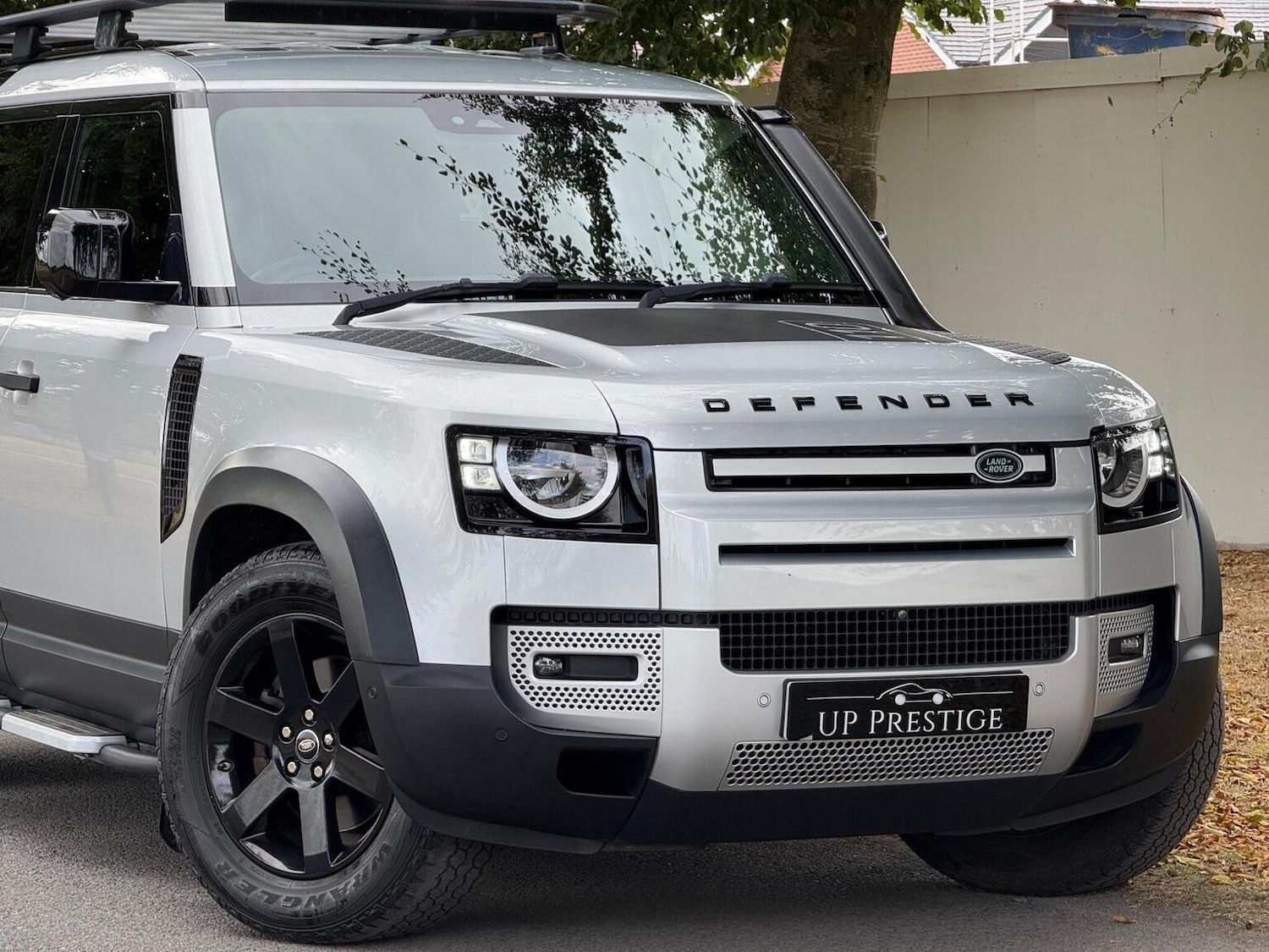 Used Land Rover Defender 2020 for sale - 77884430: Photo 10