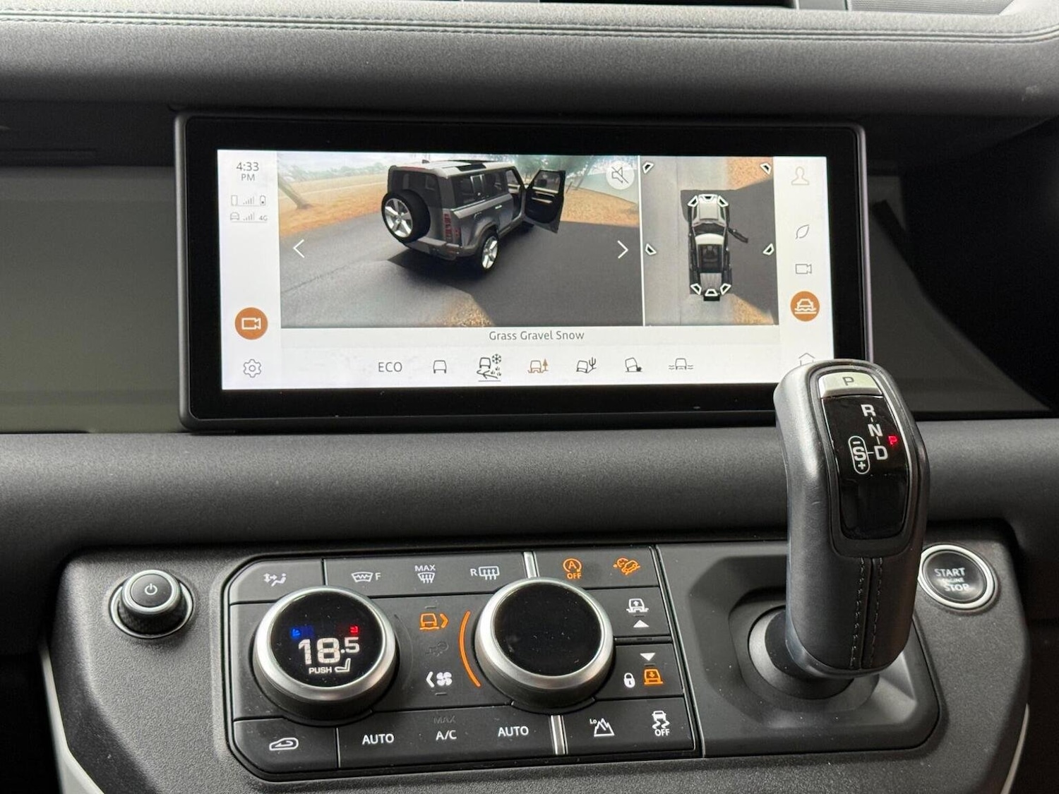 Used Land Rover Defender 2020 for sale - 77884430: Photo 31