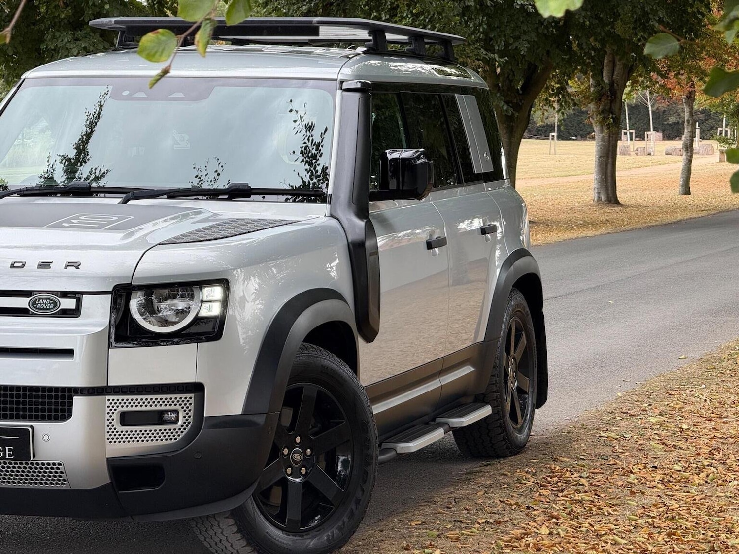 Used Land Rover Defender 2020 for sale - 77884430: Photo 6