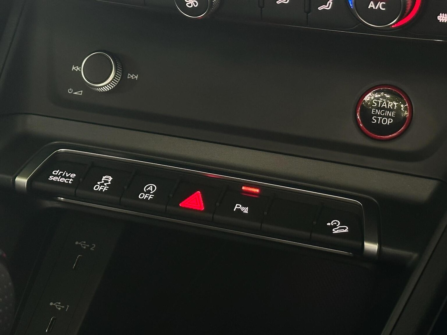 Used Audi RS Q3 2023 for sale - 77884424: Photo 26